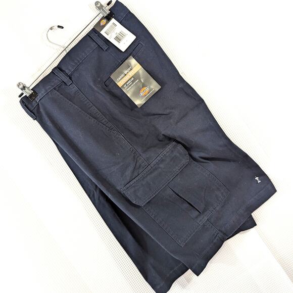 NWT! DICKIES! NAVY BLUE CARGO SHORTS, LOOSE FIT, CLASSIC WORK SHORTS! SZ 34 - Picture 9 of 9